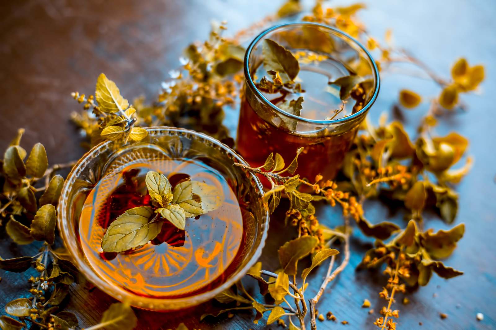 5 Detoxifying Drinks To Help Cleanse The Lungs